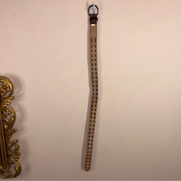 Vintage Small Mossimo Brown Genuine Leather Belt Womens Western Classic - Picture 8 of 16